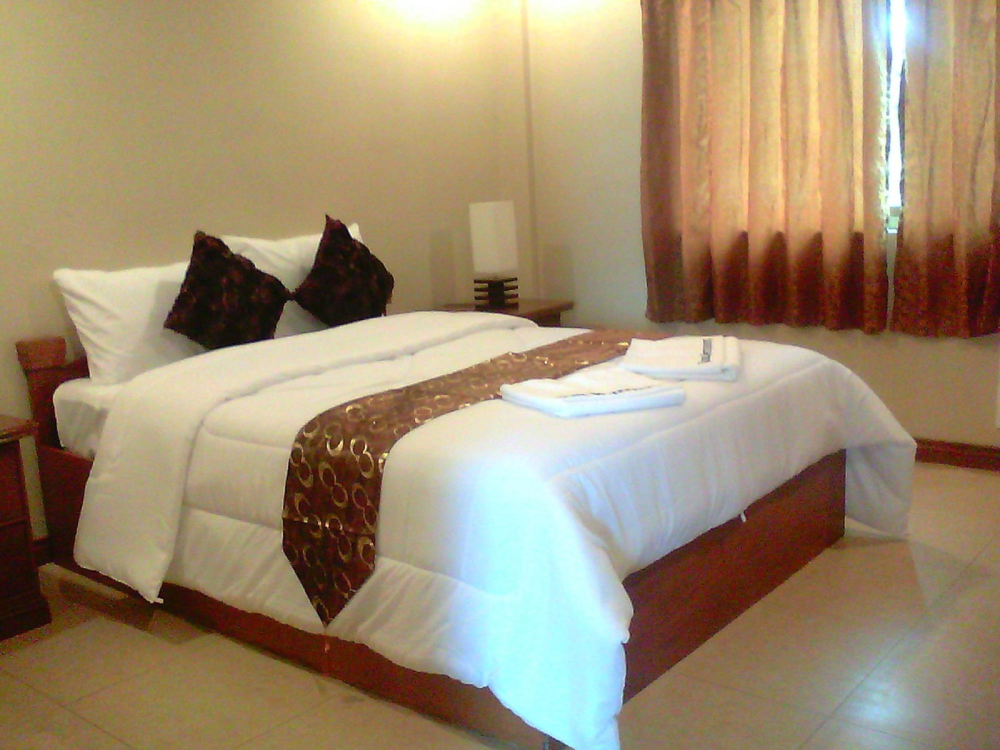 Subic Waterfront Resort And Hotel Екстер'єр фото